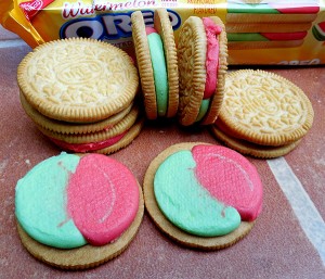Watermelon Oreos