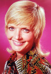 Florence Henderson (February 14, 1934 – November 24, 2016)